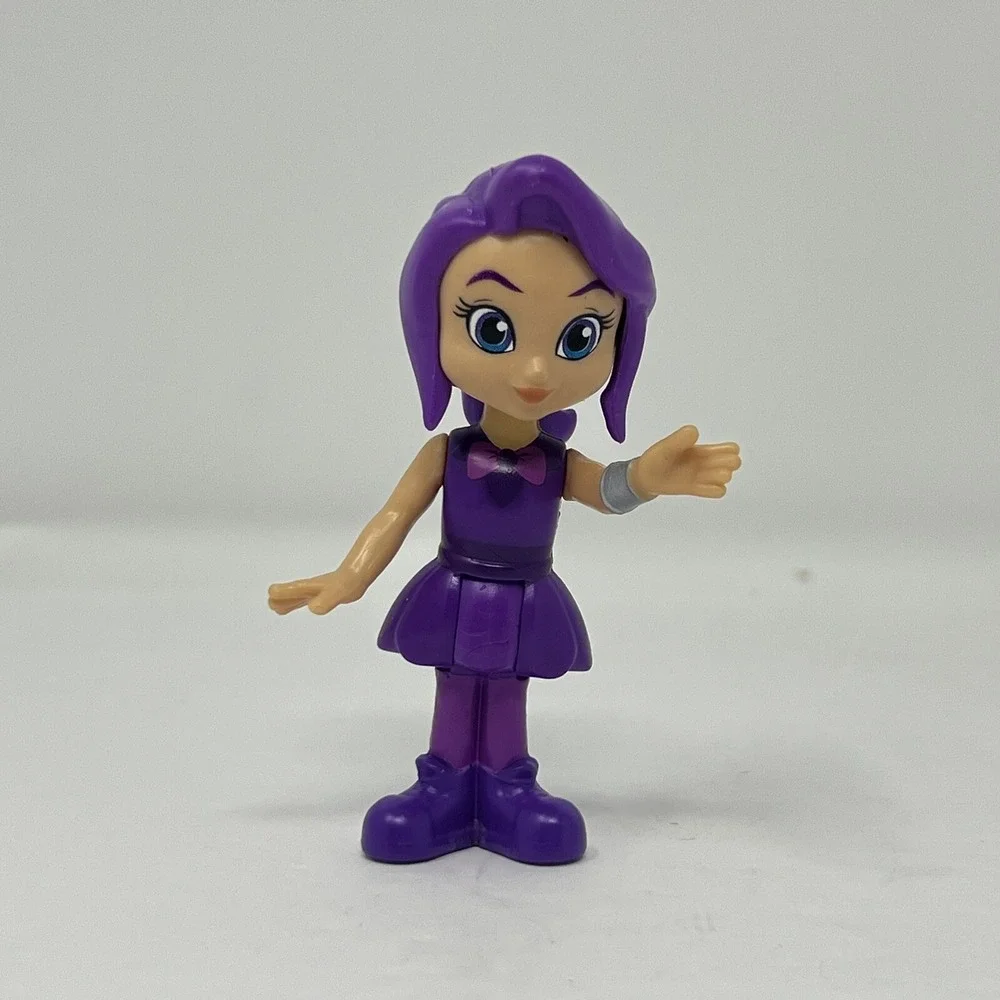 Mixed Lot of 6 Kids Toys/figures  Kelly Mattel, ana, tom-tom coco melon and etc.